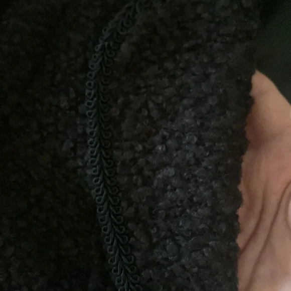 Sandro short jacket Size Medium with flutter sleeves and hook closures b… - Picture 6 of 11